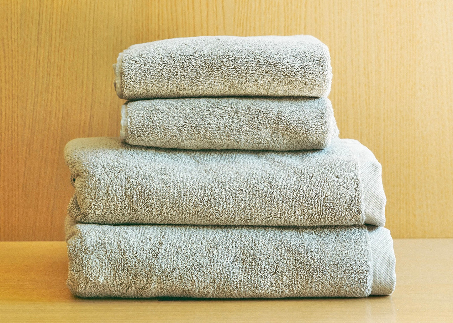 
                  
                    4-piece Towel Set | Organic Cotton
                  
                